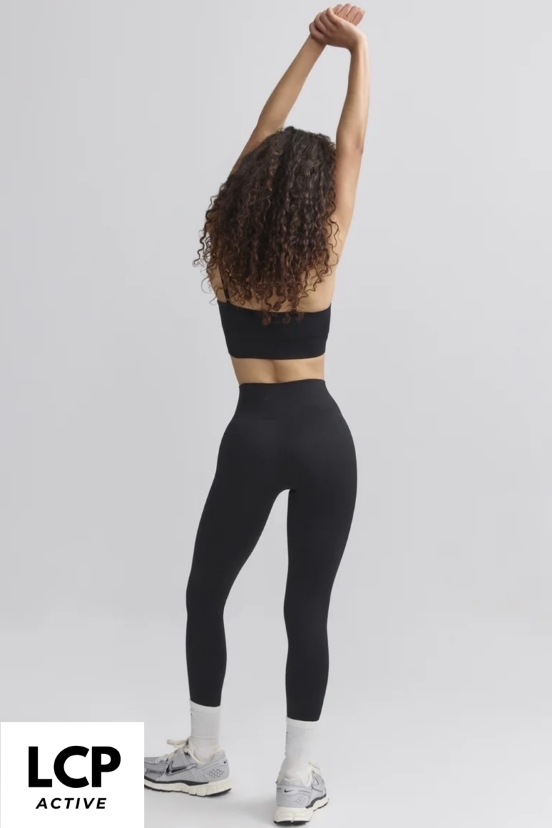 SUPER SCULPTED SEAMLESS LEGGINGS IN BLACK - Image 7